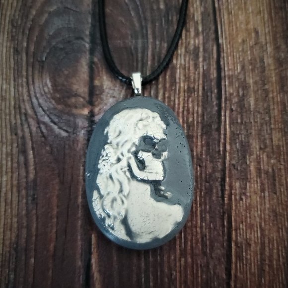 Handmade Ceramic Grey Skull Cameo Pendant Necklace - Picture 13 of 15